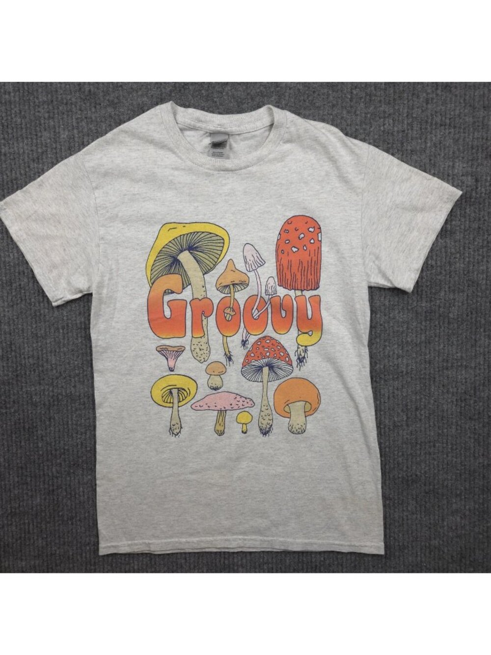 NWOT Retro Groovy Mushroom Graphic Tees Gray Men's S Cottagecore Hippie Unisex